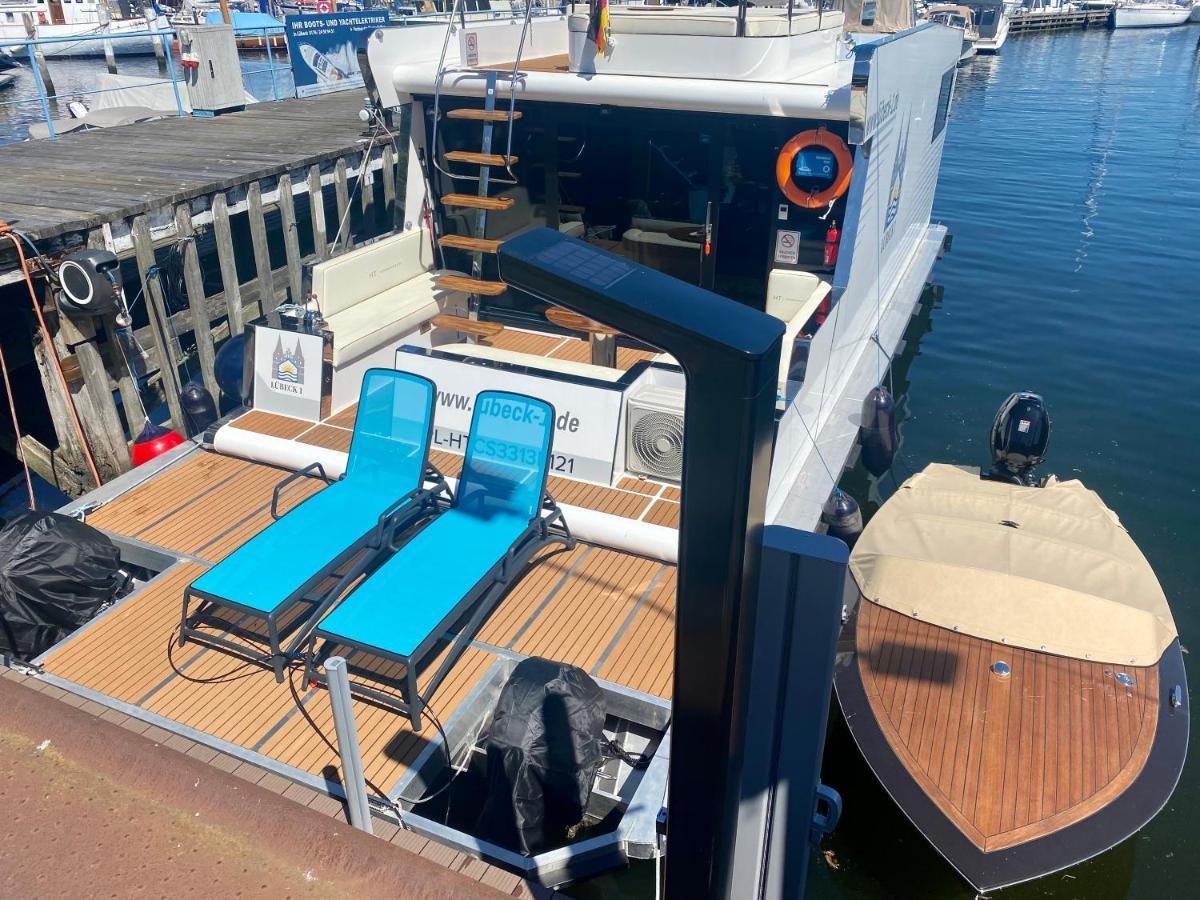 Hausboot Mit Traumlage In Luebeck-Travemuende Hotel Exterior foto