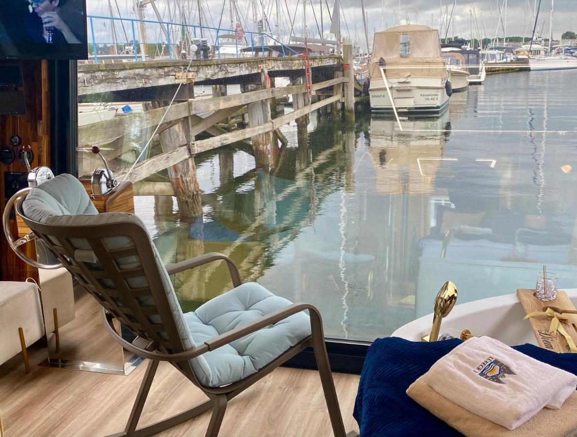 Hausboot Mit Traumlage In Luebeck-Travemuende Hotel Exterior foto